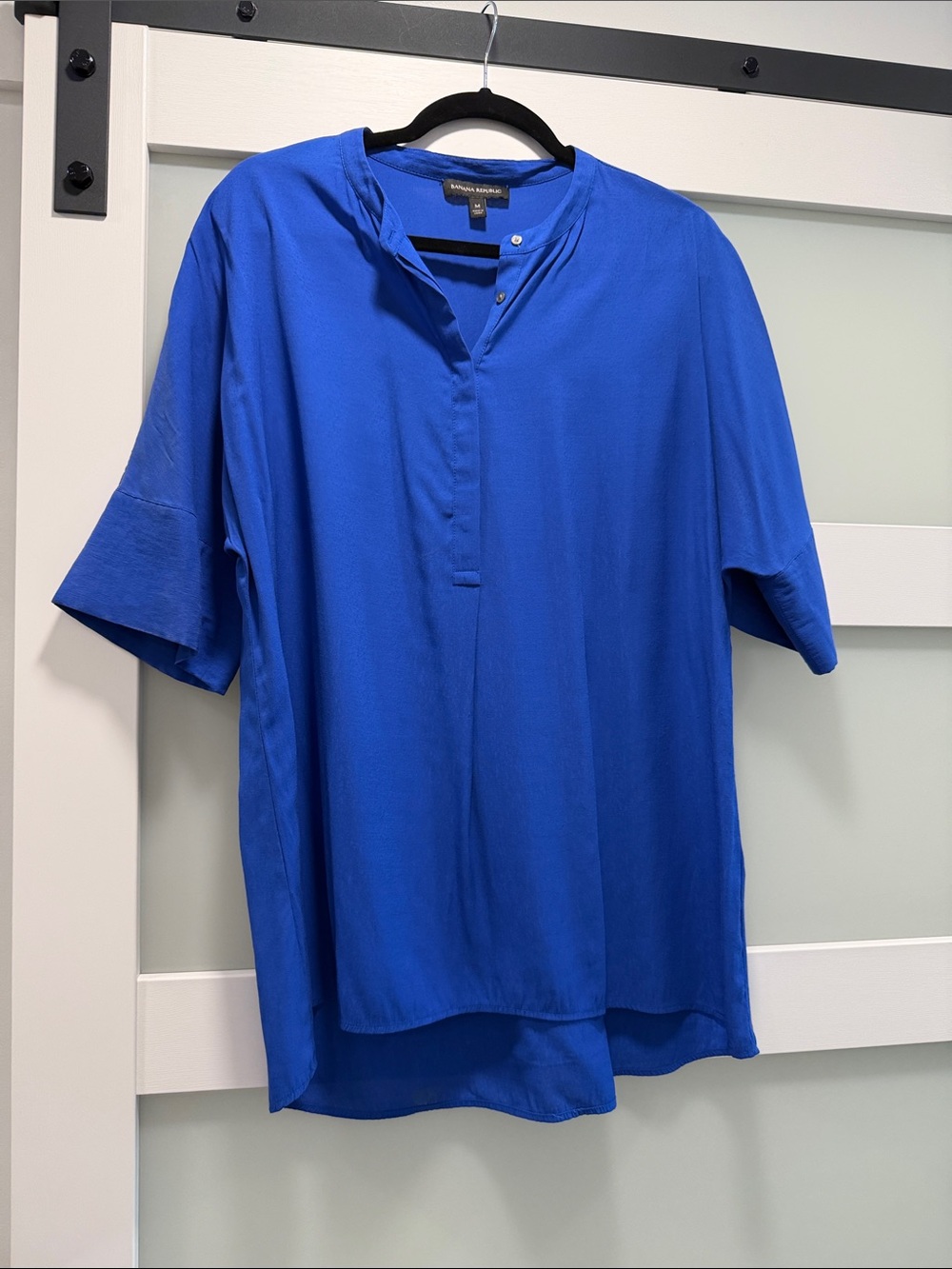 Banana Republic Women's Royal Blue Short Sleeve Button-Down Tunic